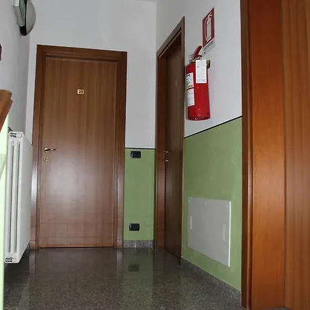 فندق Milano