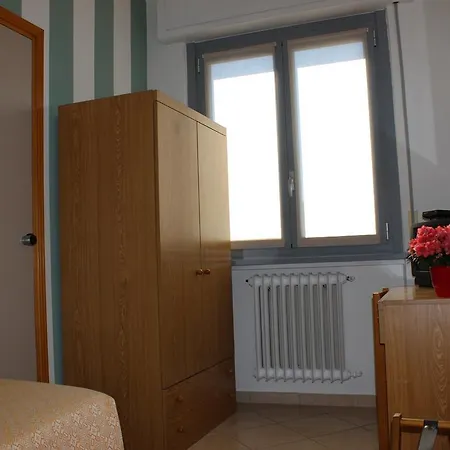 Milano Szálloda