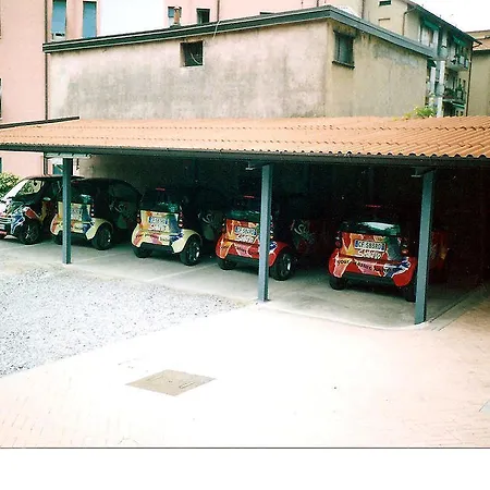 Hotel Milano 2*